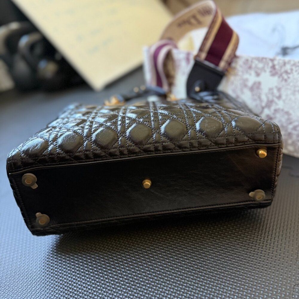 Large Leather Lady Dior Bag - Picture 4 of 13